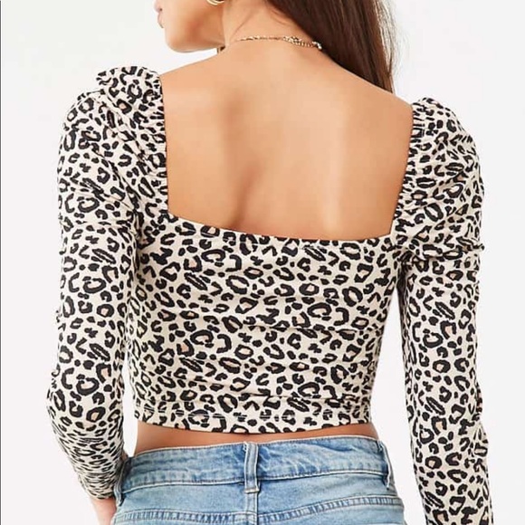 NWT Leopard top - Picture 2 of 2